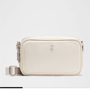 lululemon athletica Ivory Crossbody camera Bag